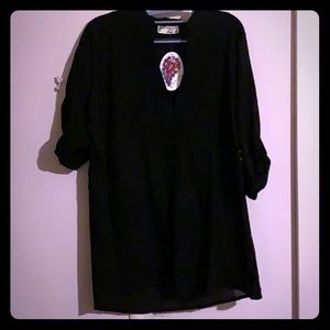 Back Road Ramble Tunic in Black